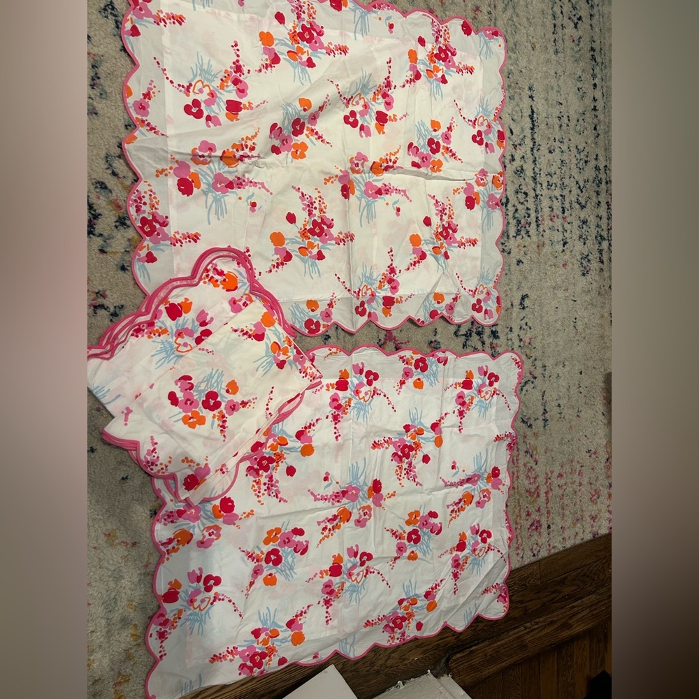 D. Porthault Paris bedding - Picture 6 of 6